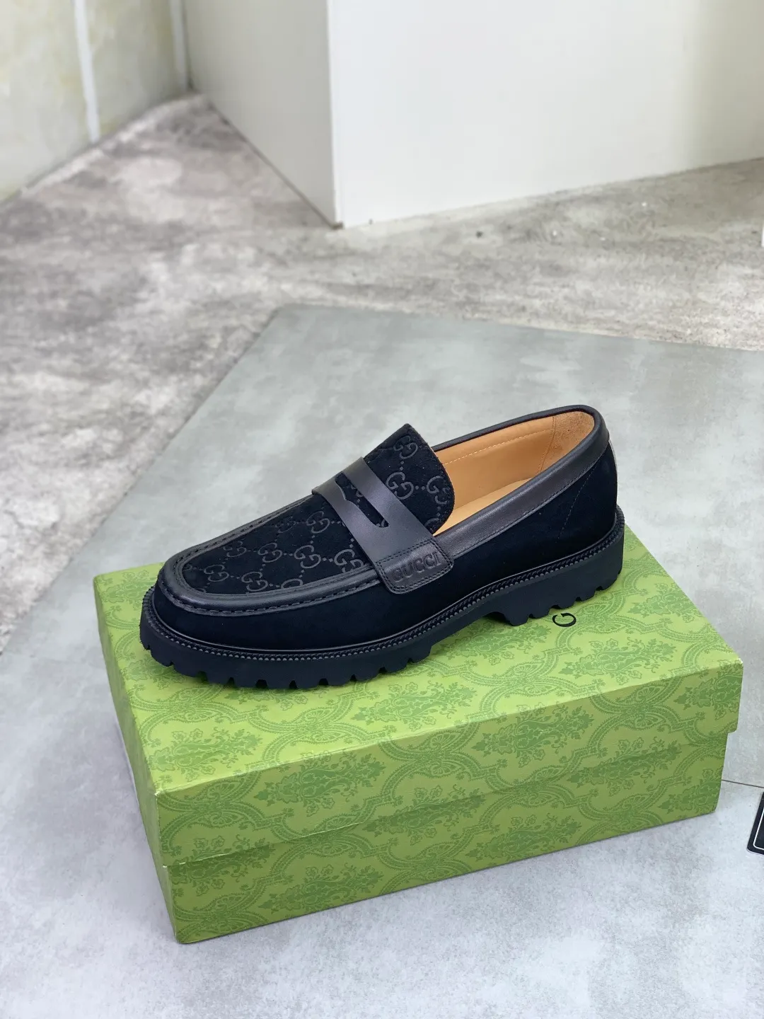 Men's shoes P580💰【New style】🆘Water dyed cowhide lining (GUCCI) Gucci business leather shoes, made of original imported Italian 🇮🇹 open-edge beaded calfskin, fully water-dyed cowhide lining, carefully handmade by professional shoemakers, the original version is specially designed for wear-resistant and lightweight foam outsole. Standard code: 38-45 5️⃣color🉑️select